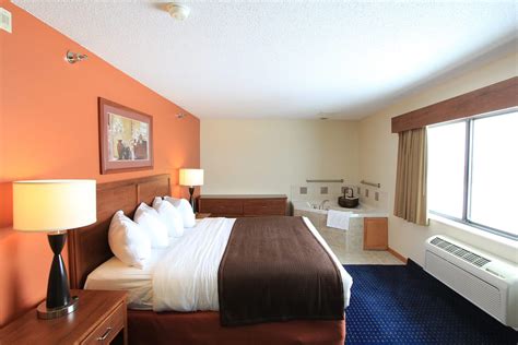 Americinn By Wyndham Cedar Rapids Airport Cedar Rapids Ia Hotels