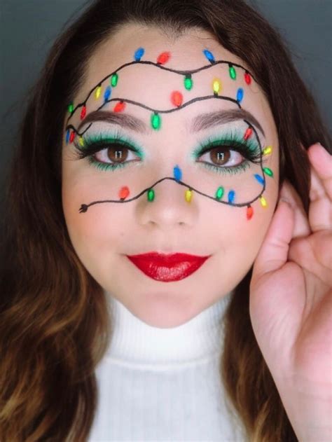 Outstanding And Cute Christmas Makeup For Celebration Christmas