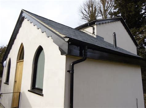 What Causes Cast Iron Guttering To Corrode