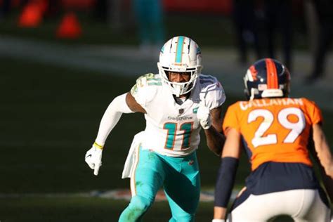 Denver Broncos Vs Miami Dolphins Week 3 Odds Lines Picks And Best Bets Forbes Betting