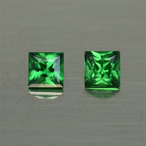 Tsavorite (Green Garnet) - Color First