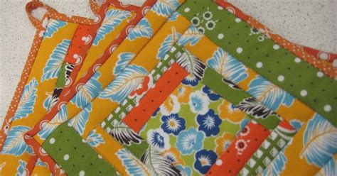 So Sue Scrappy Hot Potholder Tutorial