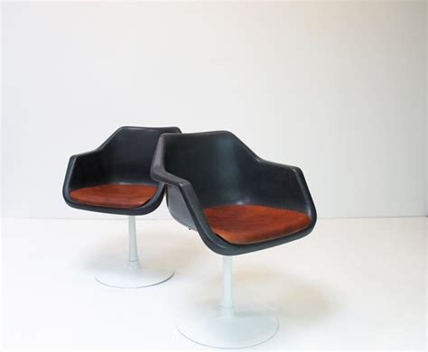 Overman Chairs By Robin Lucienne Day For Hille 1970s Set Of 2 For