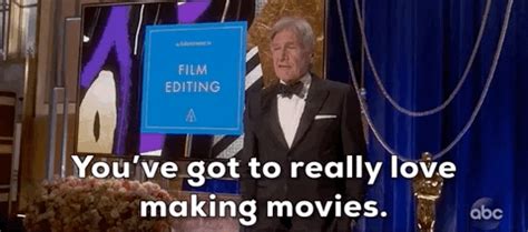 Love-the-movies GIFs - Get the best GIF on GIPHY