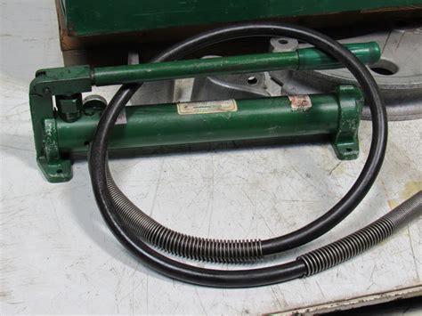 Greenlee 882 Hydraulic Pipe Bender Wpump 1 14 2 Emt Kit Ebay