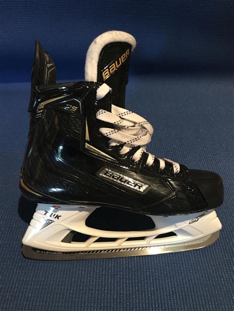 New Junior Bauer Supreme S Pro Hockey Skates Regular Width Pro Stock