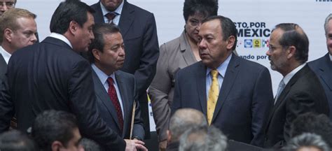 PAN y PRI intercambian acusaciones en mesa del Pacto por México