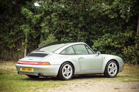 Porsche 911 Targa 993 Specs And Photos 1995 1996 1997 Autoevolution