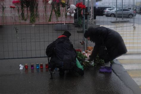 ‘it Could Have Been Me Russians Mourn Victims Of Deadly Concert Hall