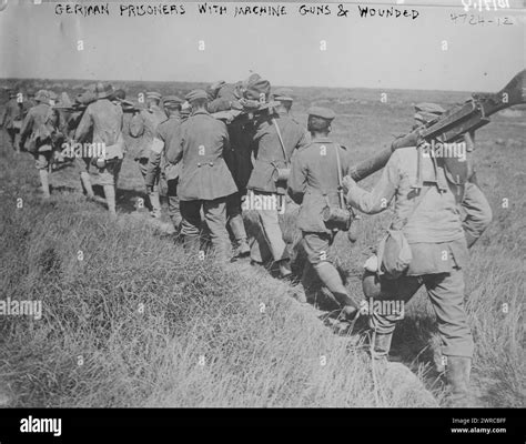 Schlacht von albert 1914 Schwarzweiß Stockfotos und bilder Alamy