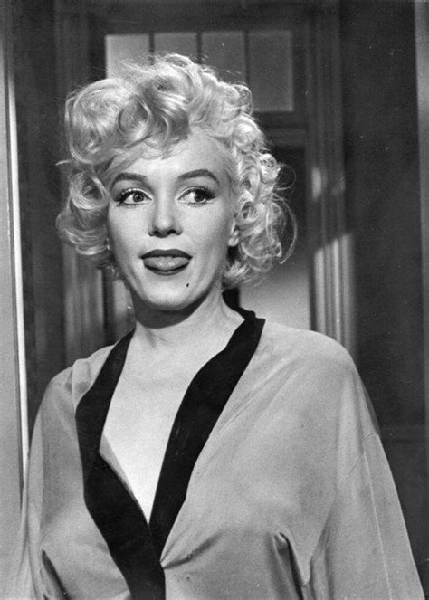 Mm Still Photo Of Filming Some Like It Hit 1959 Probably An Outtake Rare Marilyn Monroe