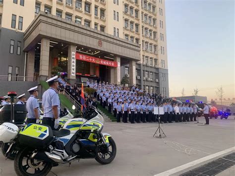 百日行动丨警灯闪 护民安 咸阳市公安机关启动夏季治安打击整治“六查六看六控”集中统一行动 澎湃号·政务 澎湃新闻 The Paper