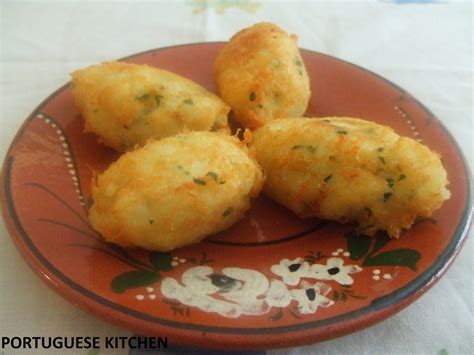 Portuguese Kitchen Codfish Cakes Pasteis De Bacalhau