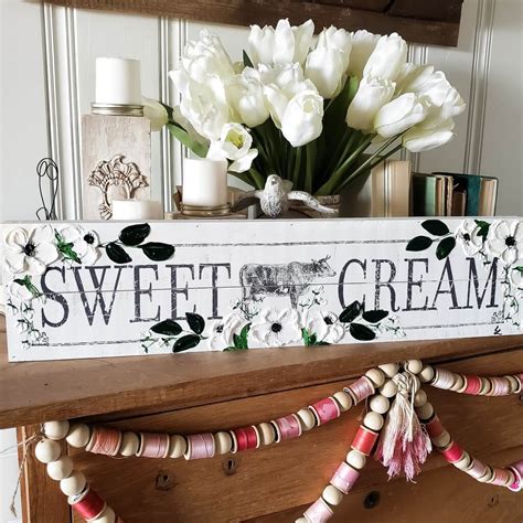 40+ Best Wood Signs (Ideas and Decorations) for 2021