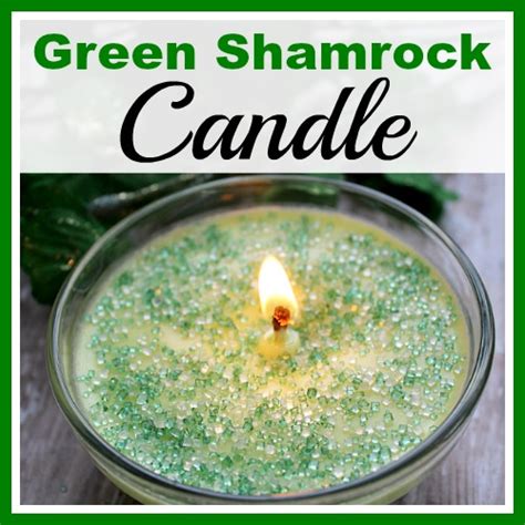 DIY Green Shamrock Candle- Easy Homemade Soy Candle