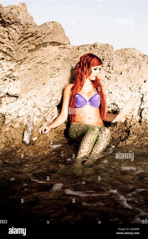 Real Mermaid Hi Res Stock Photography And Images Alamy