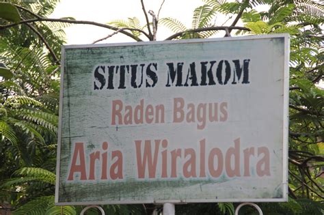 Makam Arya Wiralodra