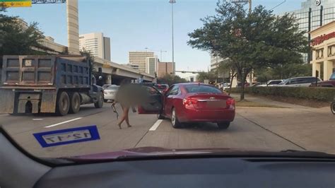 Naked Woman Stops Traffic During Rush Hour News