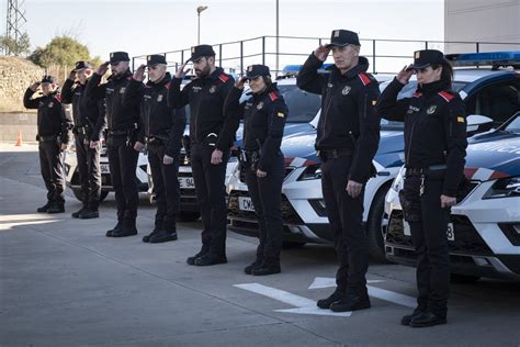 Els Mossos Sacsegen La Seva Estructura Per Preparar El Futur Amb L