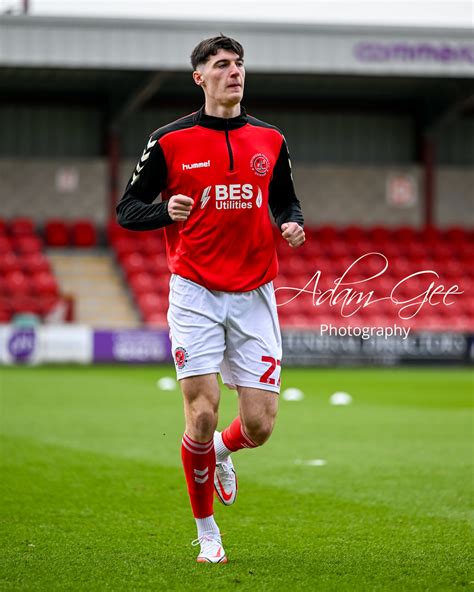 Fleetwood Town V Port Vale Fleetwood Town Midfl Flickr