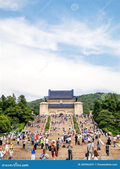 Landscape of Dr. Sun Yat-sen Mausoleum,purple Mountain,nanjing ...