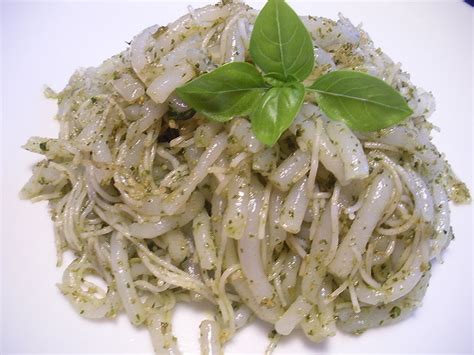 chef chongs leftover makeover lai fun pesto