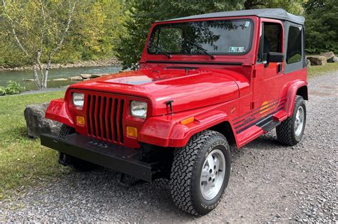 1991 Jeep Wrangler Islander For Sale On Bat Auctions Sold For 20000