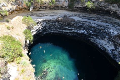 Mount Gambier Sinkholes & Caves | Full Guide