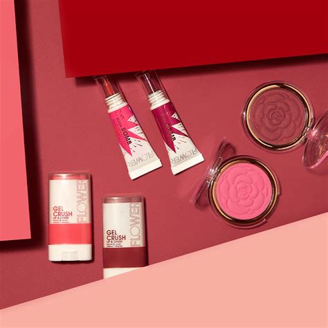 The Upcycle Eyeshadow Palette Warm Lit Nude Artofit