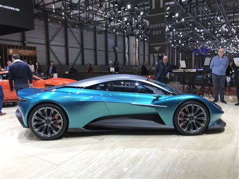 Aston Martin Vanquish Vision concept takes nameplate to new mid-engine ...