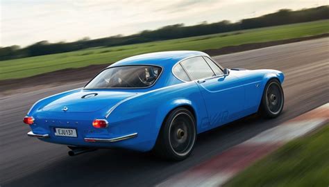 Cyan Racing Creates The Ultimate Resto Mod Volvo P Automacha