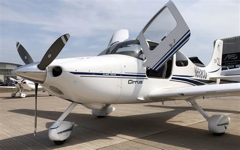 2001 Cirrus SR22 For Sale In England UK AvBuyer