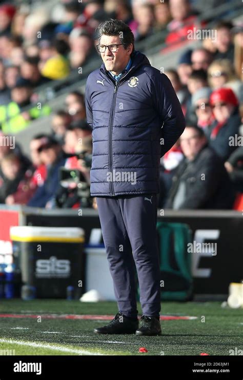 Luton Town Interim Manager Mick Harford Hi Res Stock Photography And