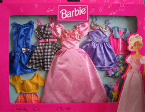 Barbie Fashion Gift Pack Fashions Multi Lingual Package