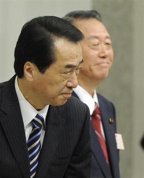 民主代表に菅氏再選（9月） 菅直人首相と小：今年の出来事2010 写真特集：時事ドットコム