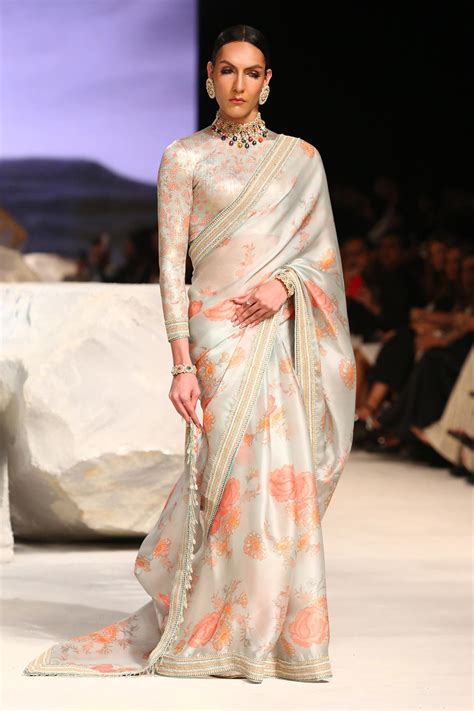 Tarun Tahiliani | Designer Womenswear, Menswear, Jewellery and Accessories