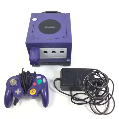 Lot - Nintendo GameCube Console, Controller