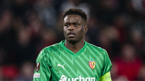 Mercato Le Rc Lens A Identifi Le Potentiel Rempla Ant De Brice Samba