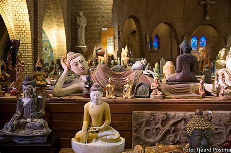 Burmese Buddha Statues And The History Behind Their Origins