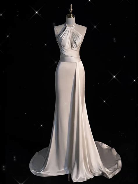 White Sheath Halter Backless Wedding Dress