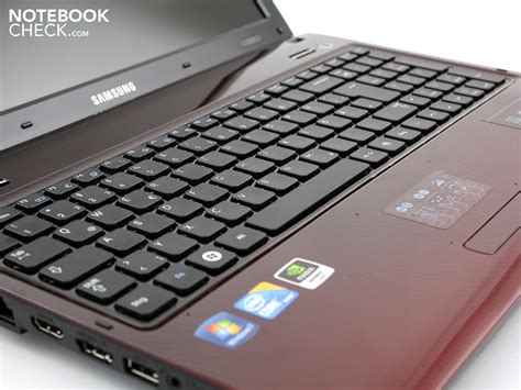 Review Samsung NP-R580-JS03DE Notebook - NotebookCheck.net Reviews
