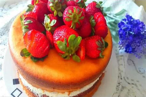 Como Fazer Naked Cake De Chocolate Branco E Morangos Uma Sobremesa