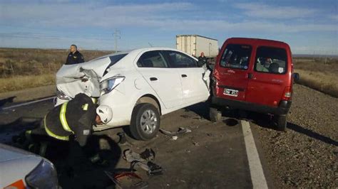 Cuádruple Choque En La Ruta 22 Deja Dos Personas Heridas Cutral Co Al