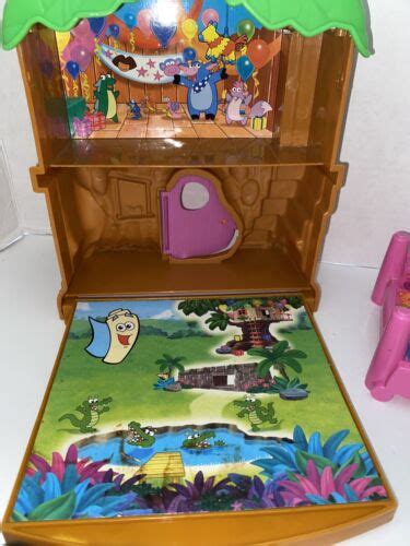 Dora The Explorer Let S Go Adventure Treehouse With 9 Figures Friends