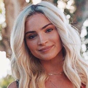 Carrington Durham - Age, Family, Bio | Famous Birthdays