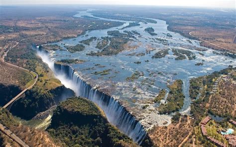 Victoria Falls Zimbabwe - - Photorator