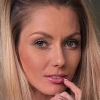 RiriMiaou Nude OnlyFans Leaks Fapopedia