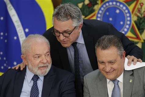 Cúpula da Câmara indica a Lula insatisfação Padilha 20 12 2023