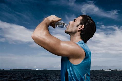 Ist zu viel Wasser trinken ungesund oder gefährlich