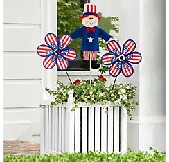 American Flag Banners - Flag Bunting & Yard Flags - Party City